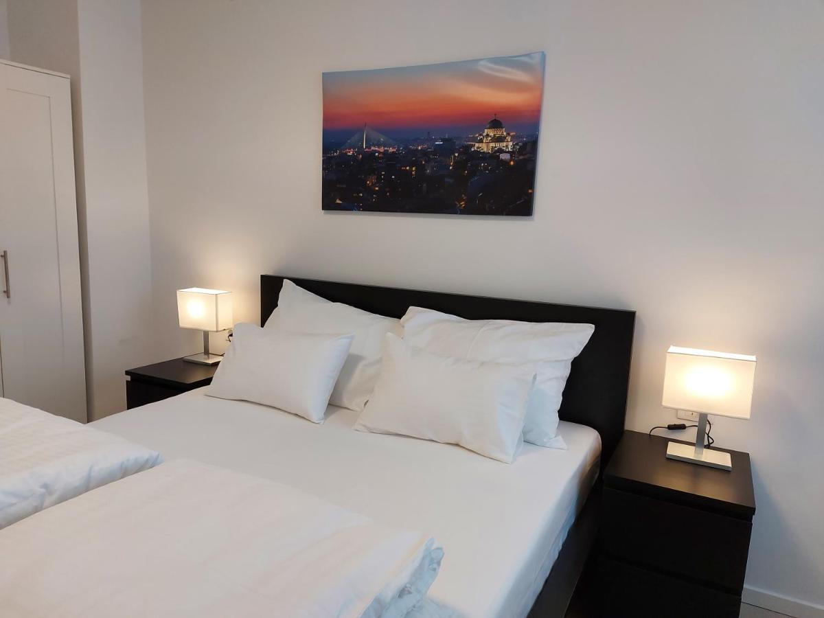 Apartment Vracar Belgrade, St Sava Church Park Eksteriør billede
